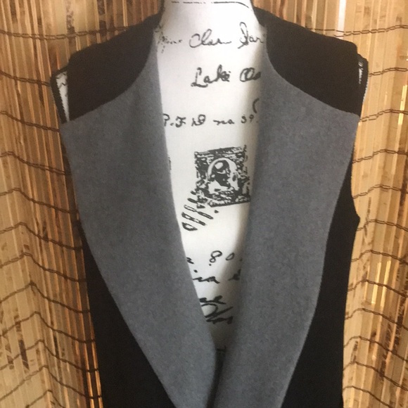 Helene London - Picture 5 of 9